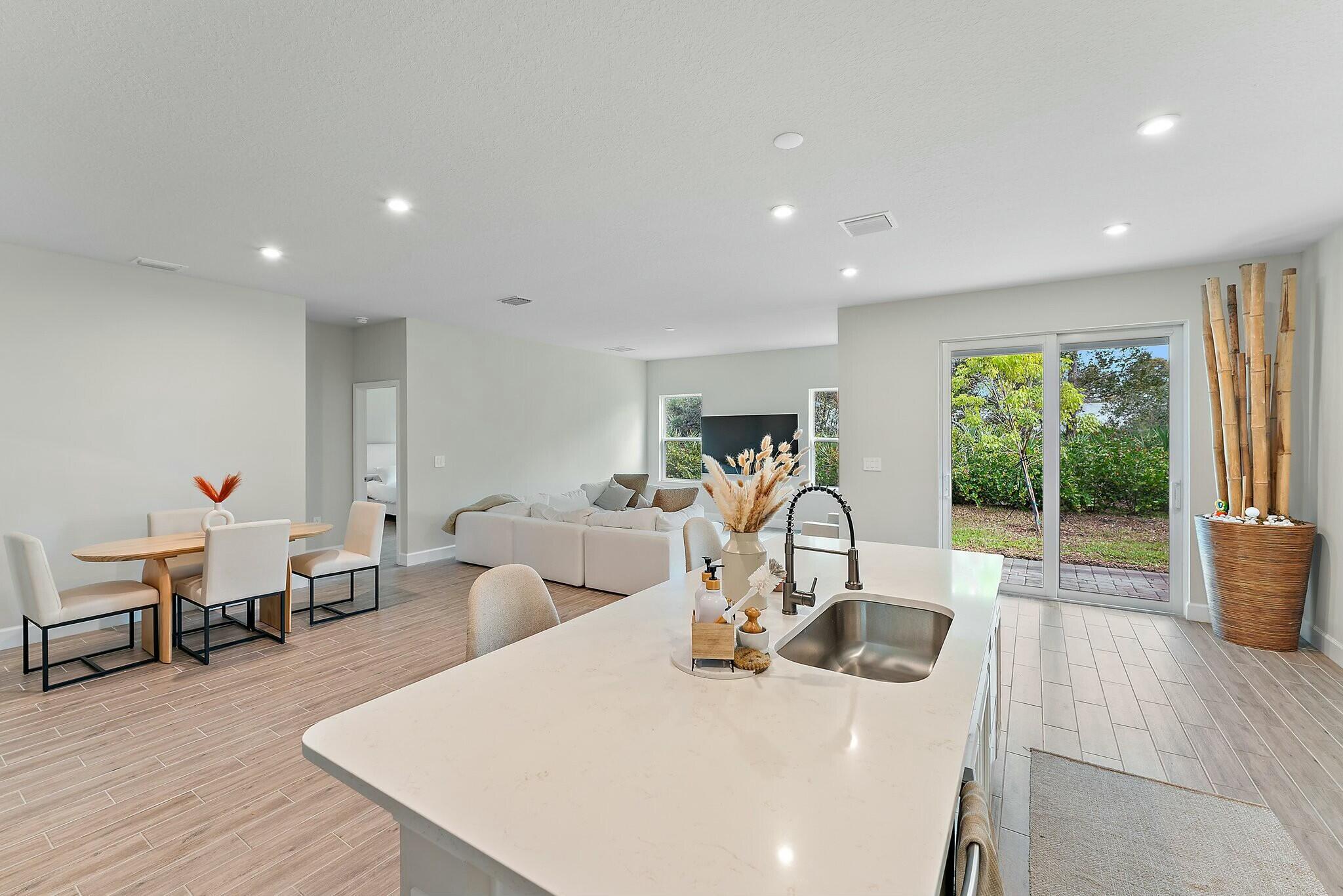 200 Southwest Pomeroy Street Stuart, FL 34997 - Photo 30 of 76 tempImagePan4XI