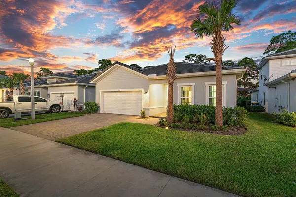 $3,850 | 200 Southwest Pomeroy Street, Stuart, FL 34997