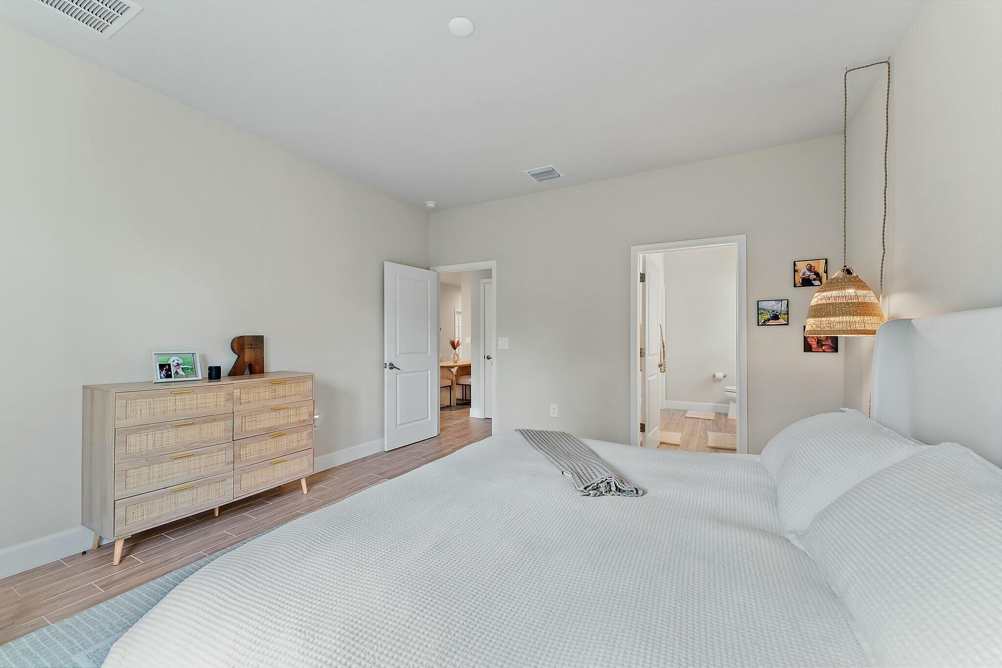 200 Southwest Pomeroy Street Stuart, FL 34997 - Photo 37 of 76 tempImageJQajUd