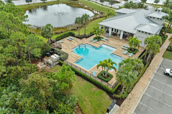 $3,850 | 200 Southwest Pomeroy Street, Stuart, FL 34997