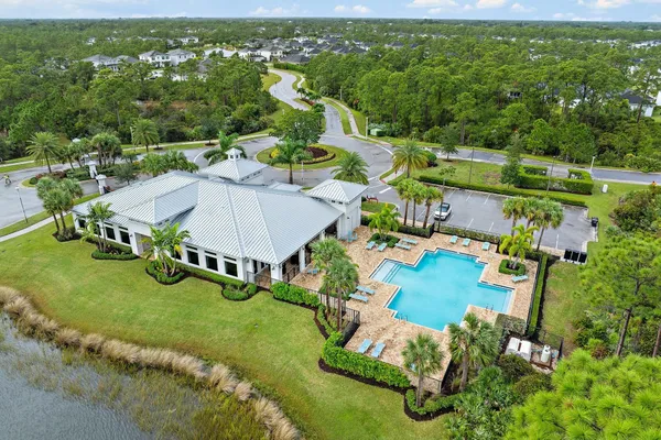 $3,850 | 200 Southwest Pomeroy Street, Stuart, FL 34997