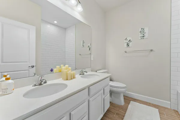 $3,850 | 200 Southwest Pomeroy Street, Stuart, FL 34997