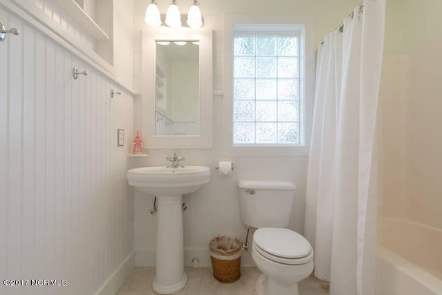 5 Shell Court Surf City, NC 28445 - Photo 18 of 28 bathroom 3