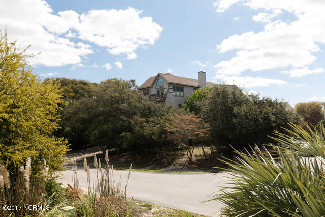 5 Shell Court Surf City, NC 28445 - Photo 27 of 28 front of house 2