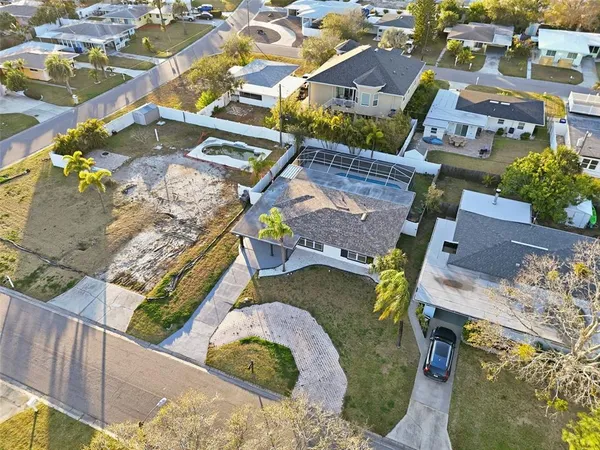$3,400 | 2470 Del Rio Way, Dunedin, FL 34698