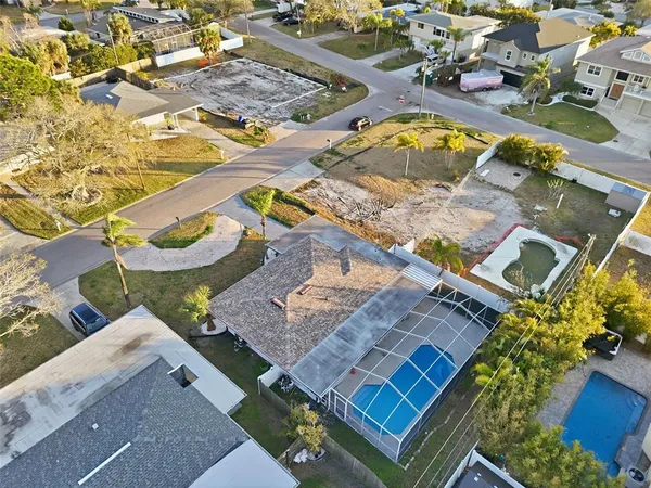 $3,400 | 2470 Del Rio Way, Dunedin, FL 34698