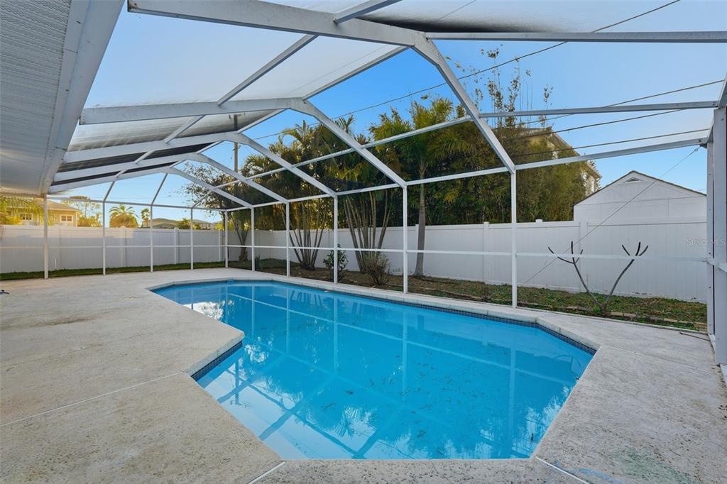 2470 Del Rio Way Dunedin, FL 34698 - Photo 35 of 39