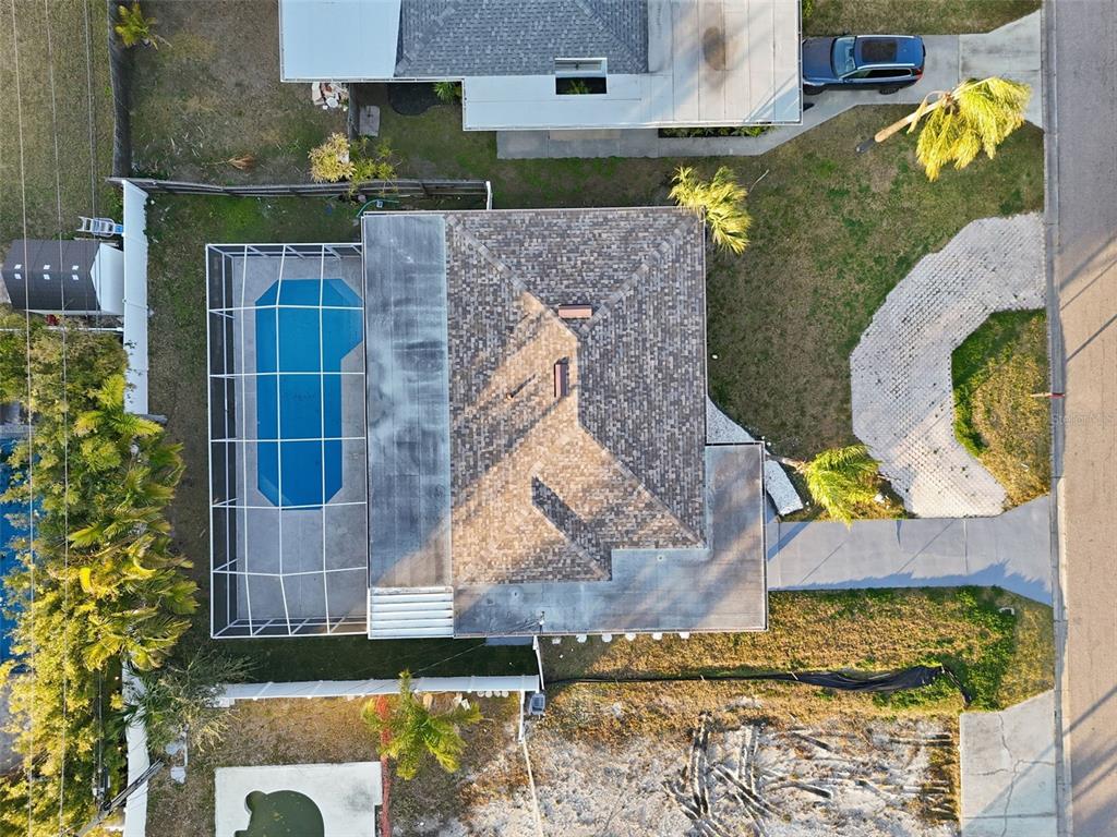 2470 Del Rio Way Dunedin, FL 34698 - Photo 4 of 39
