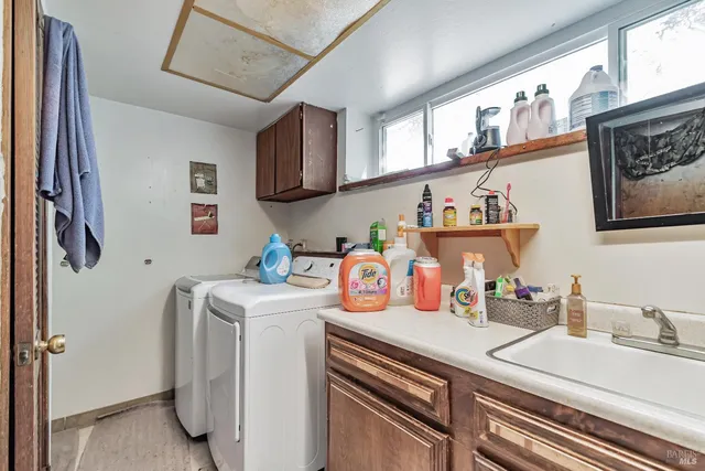 $879,000 | 3954 Holland Drive, Santa Rosa, CA 95404