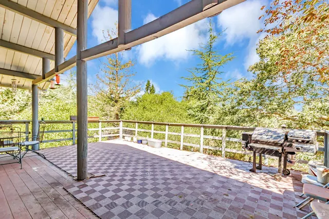 $879,000 | 3954 Holland Drive, Santa Rosa, CA 95404