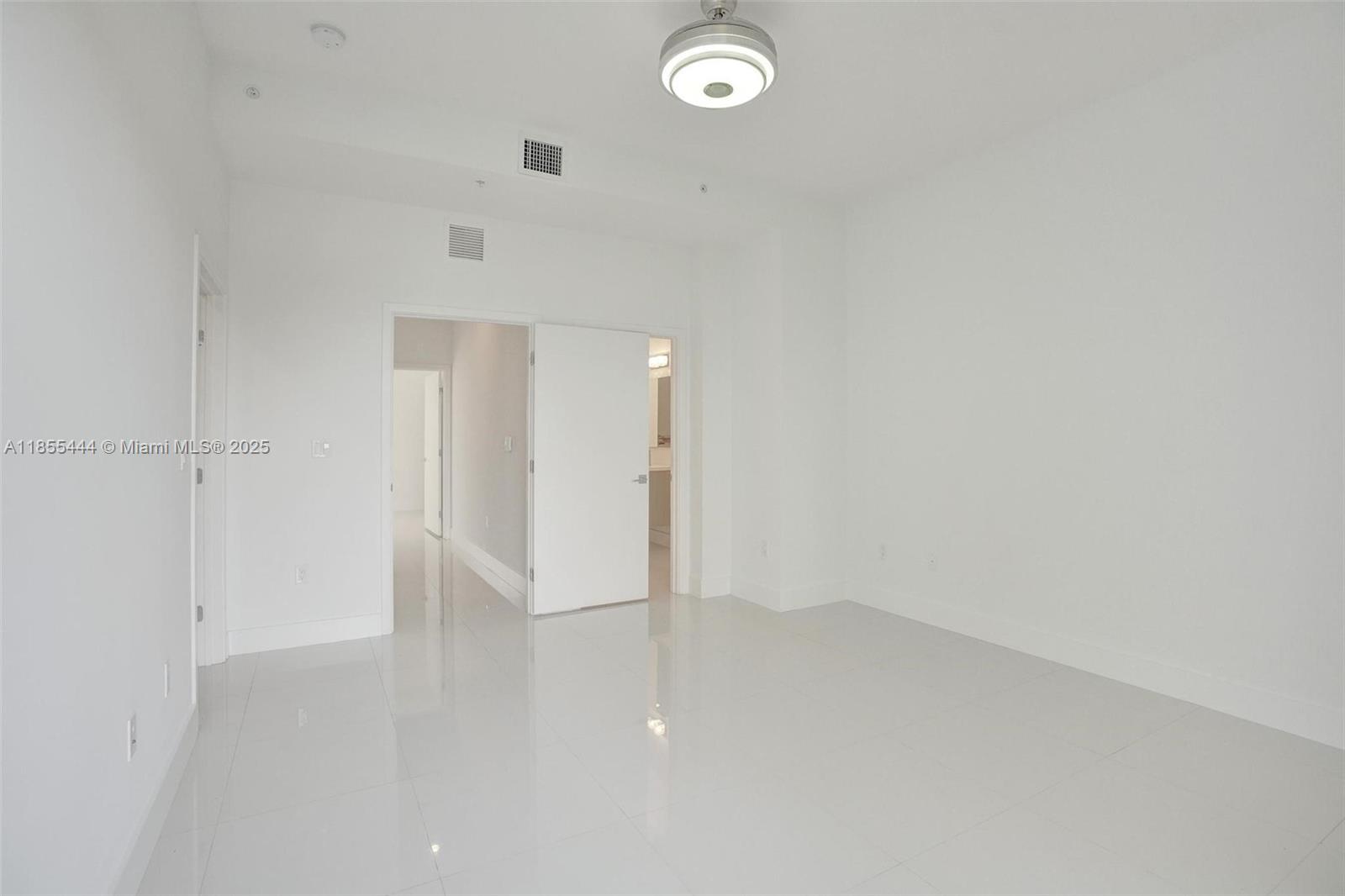 516 Southeast 1st Circle Pompano Beach, FL 33060 - Photo 33 of 81