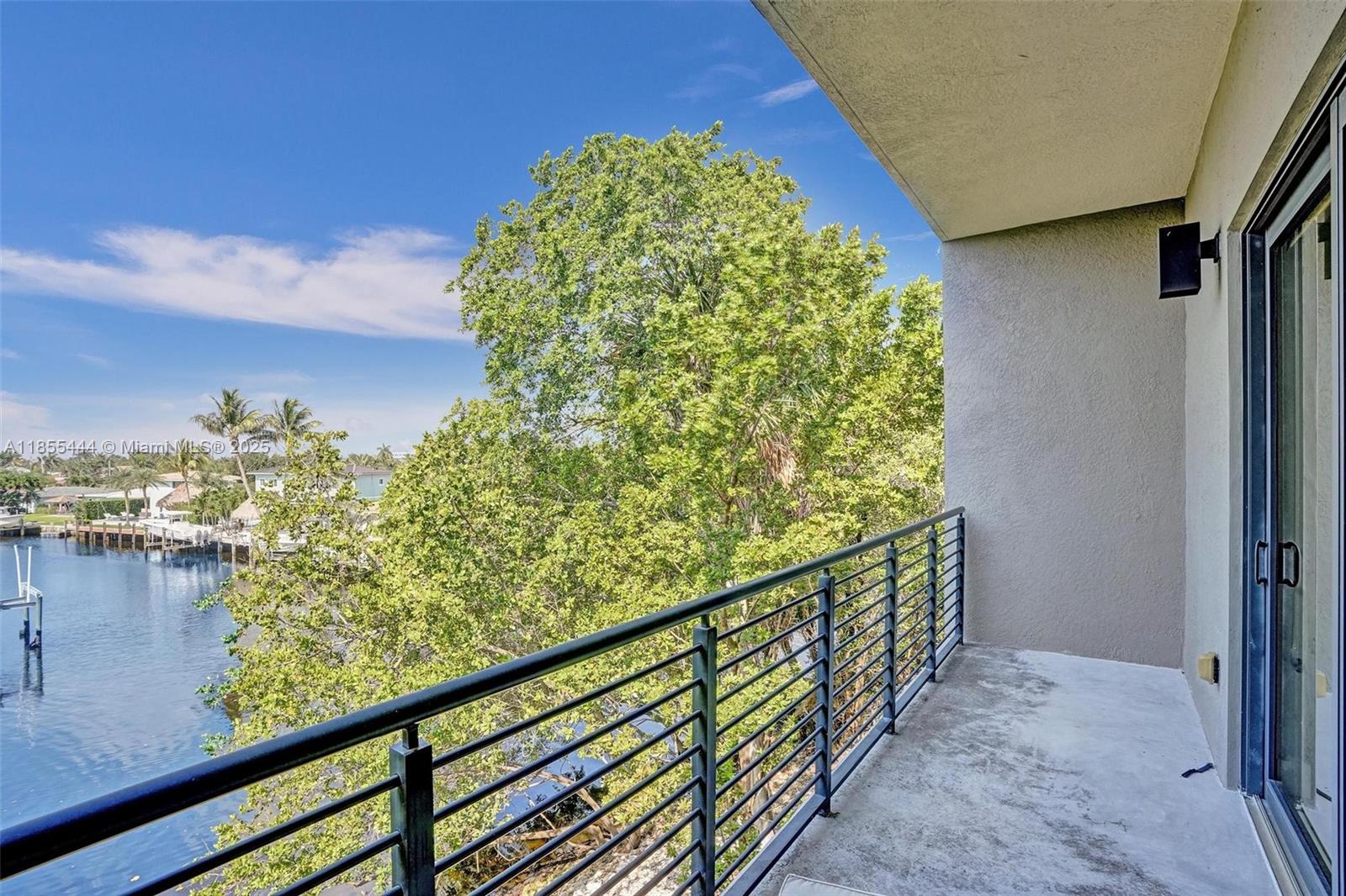 516 Southeast 1st Circle Pompano Beach, FL 33060 - Photo 47 of 81