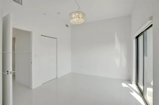 $5,000 | 516 Southeast 1st Circle, Pompano Beach, FL 33060