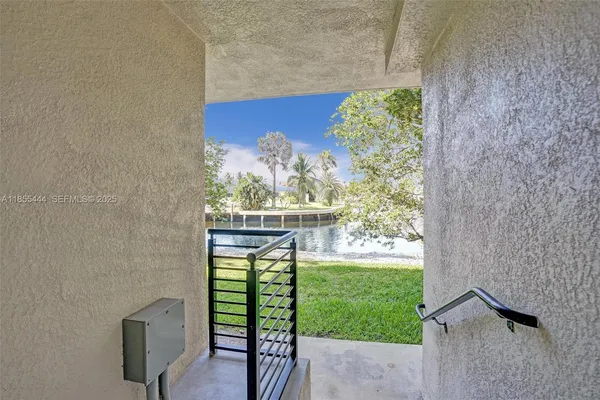 $5,000 | 516 Southeast 1st Circle, Pompano Beach, FL 33060