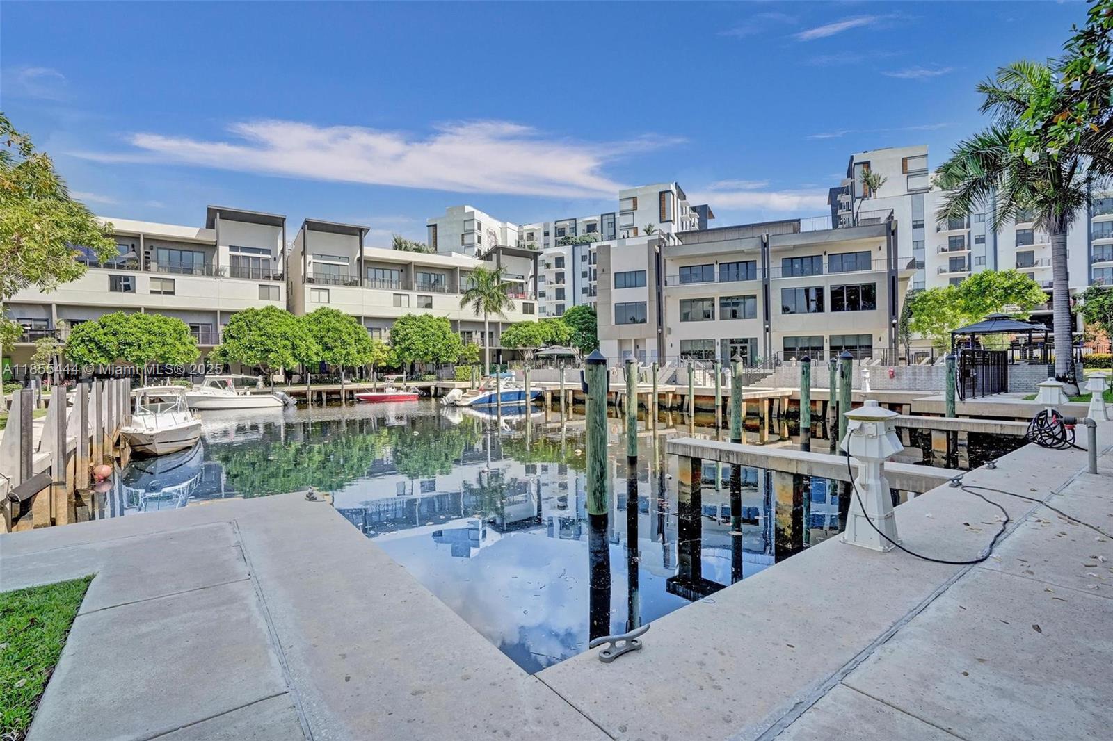 516 Southeast 1st Circle Pompano Beach, FL 33060 - Photo 66 of 81