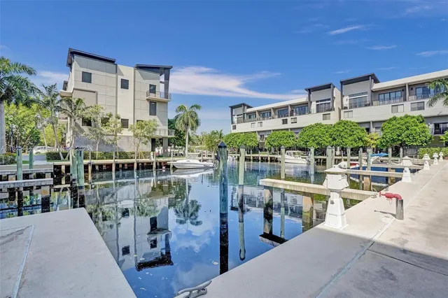 $5,000 | 516 Southeast 1st Circle, Pompano Beach, FL 33060