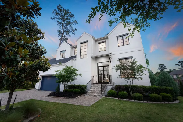 $2,525,000 | 82 Simon Lake Lane, The Woodlands, TX 77381