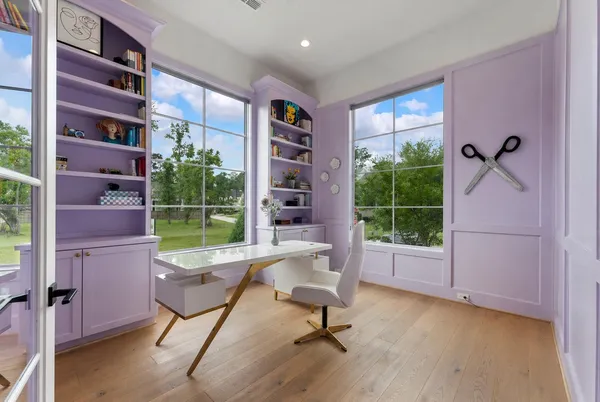 $2,525,000 | 82 Simon Lake Lane, The Woodlands, TX 77381