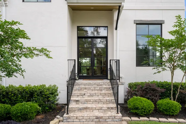 $2,525,000 | 82 Simon Lake Lane, The Woodlands, TX 77381