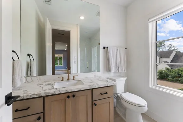 $2,525,000 | 82 Simon Lake Lane, The Woodlands, TX 77381