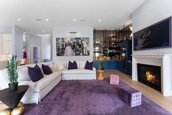 $2,525,000 | 82 Simon Lake Lane, The Woodlands, TX 77381