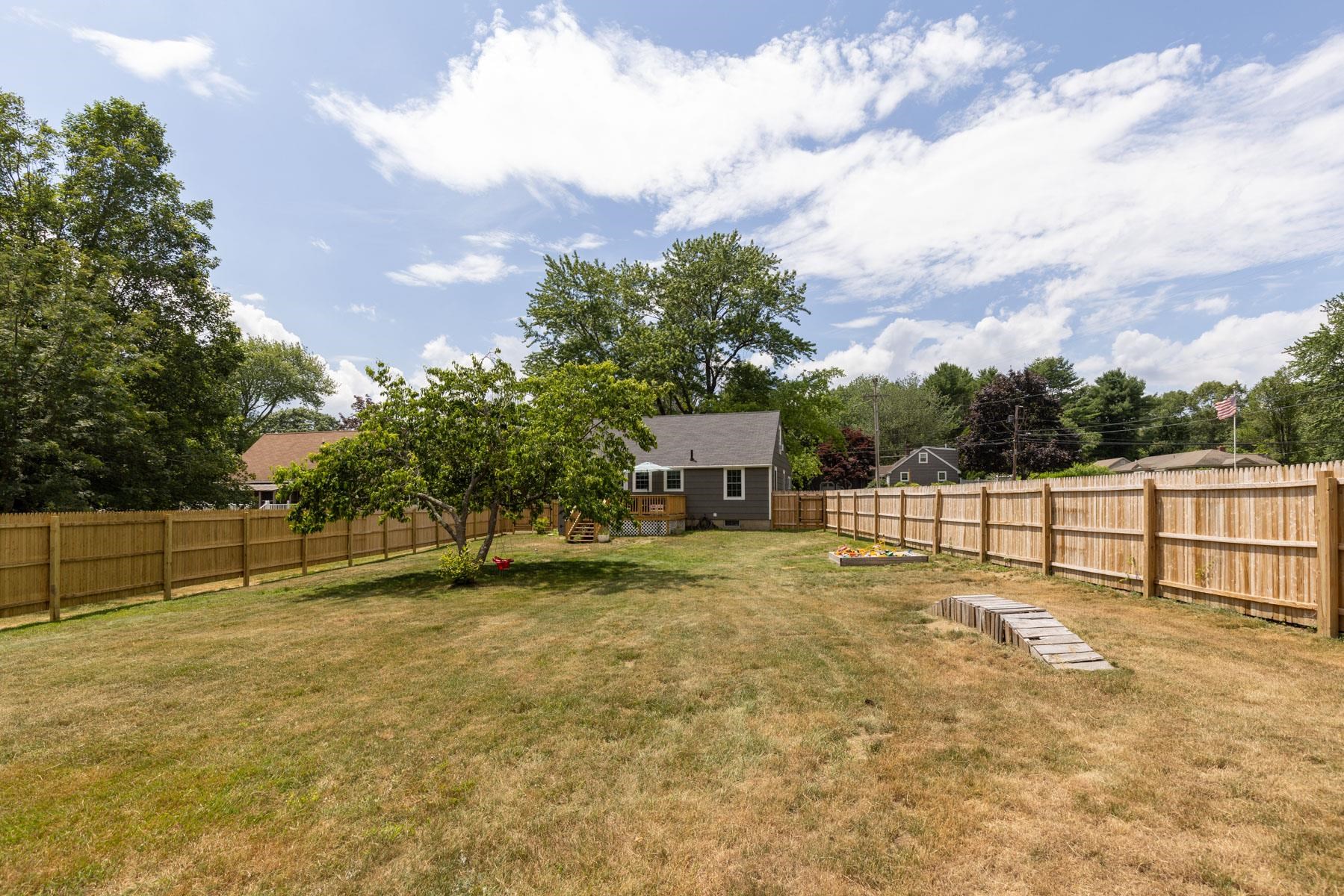3 Mill Road North Hampton, NH 03862 - Photo 5 of 42 Gallery Image 5
