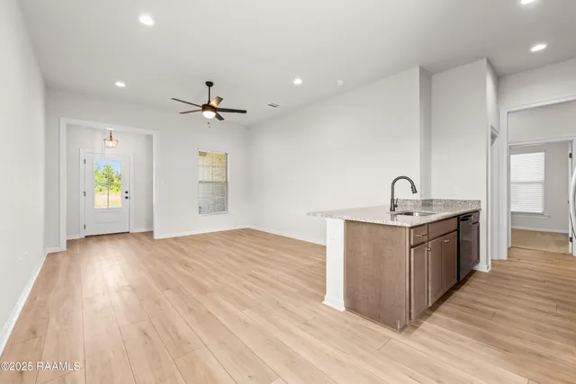 $1,800 | 314 Dunwoody Court, Carencro, LA 70520