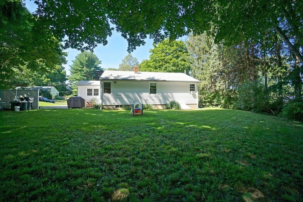 1 Gloucester Road Grafton, MA 01536 - Photo 4 of 24 Gallery Image 4