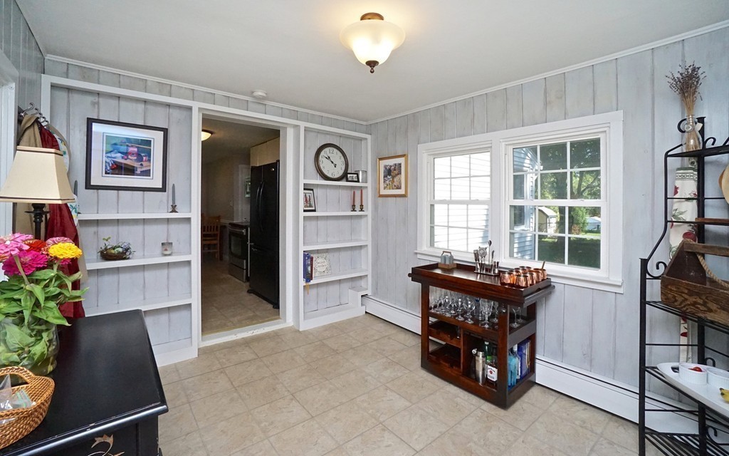 1 Gloucester Road Grafton, MA 01536 - Photo 6 of 24 Gallery Image 6