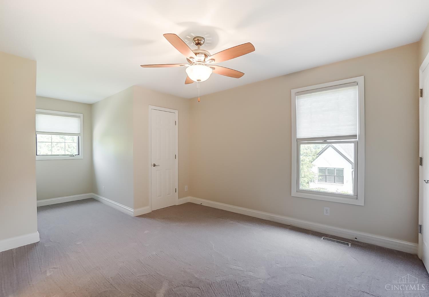 8676 Kenwood Road Cincinnati, OH 45242 - Photo 27 of 50