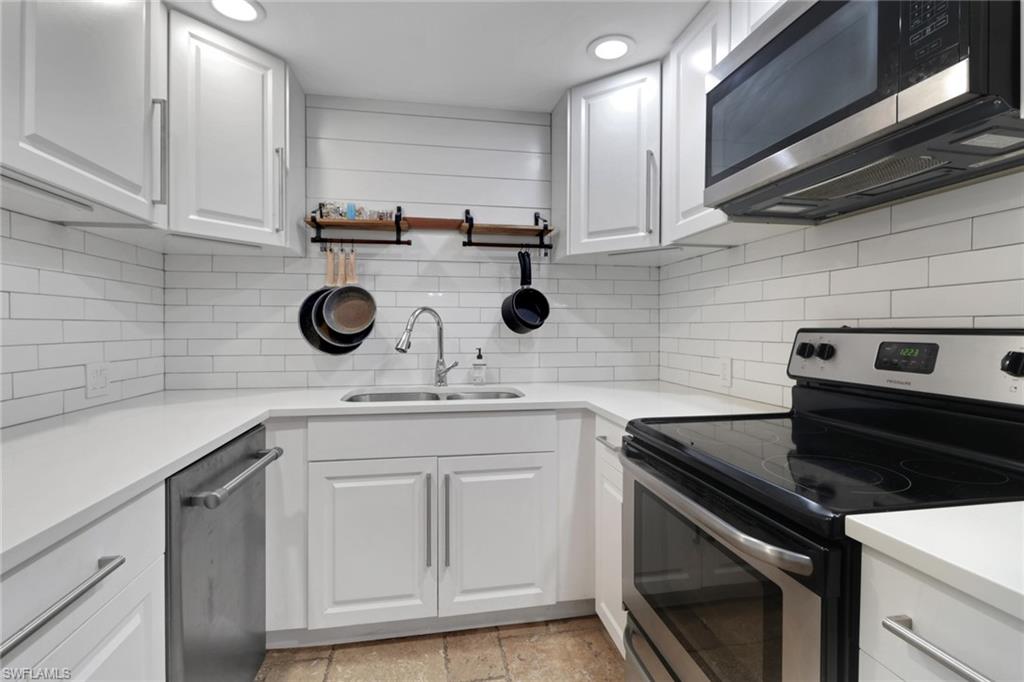 159 Teryl Road, Unit E3 Naples, FL 34112 - Photo 15 of 33