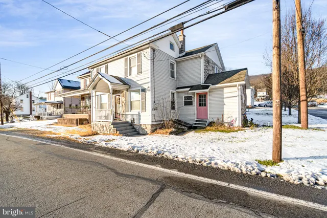 $245,000 | 599 East Market Street, Williamstown, PA 17098