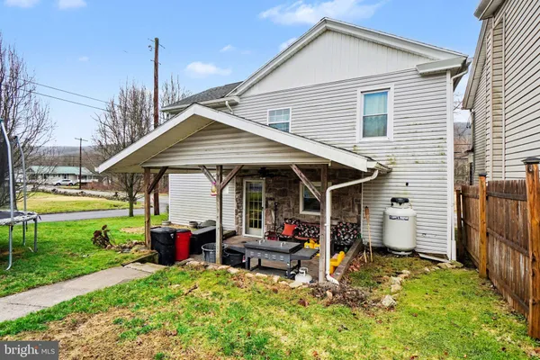$229,900 | 599 East Market Street, Williamstown, PA 17098