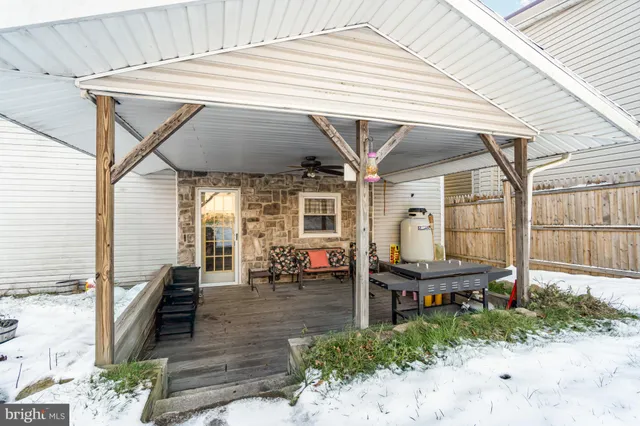 $245,000 | 599 East Market Street, Williamstown, PA 17098