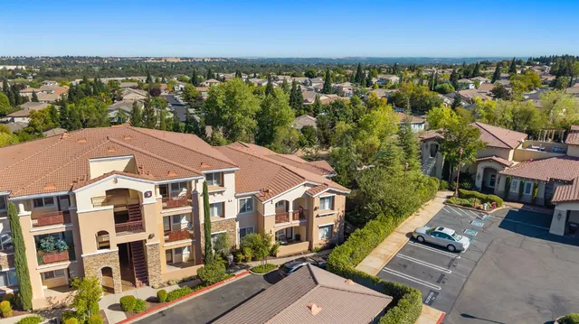 $419,000 | 1501 Secret Ravine Pwy, Unit 326, Roseville, CA 95661