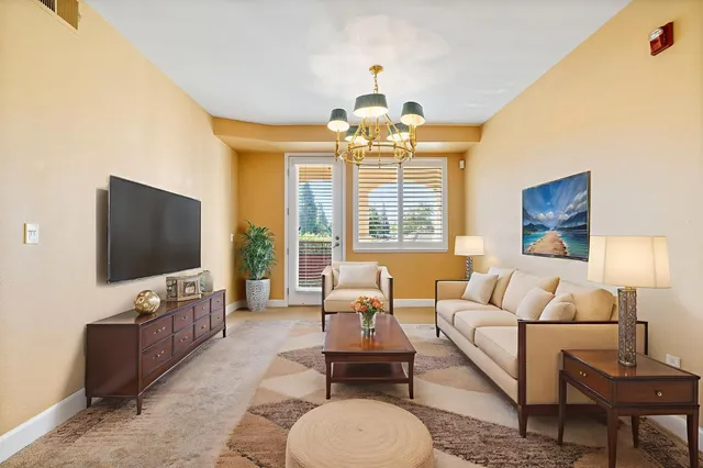 $419,000 | 1501 Secret Ravine Pwy, Unit 326, Roseville, CA 95661