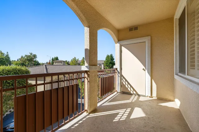 $419,000 | 1501 Secret Ravine Pwy, Unit 326, Roseville, CA 95661