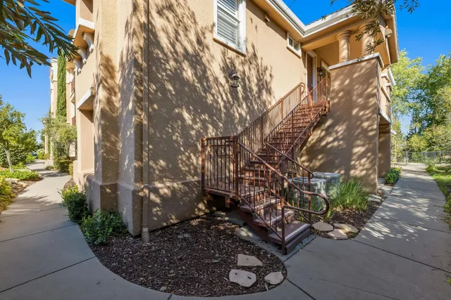 $419,000 | 1501 Secret Ravine Pwy, Unit 326, Roseville, CA 95661