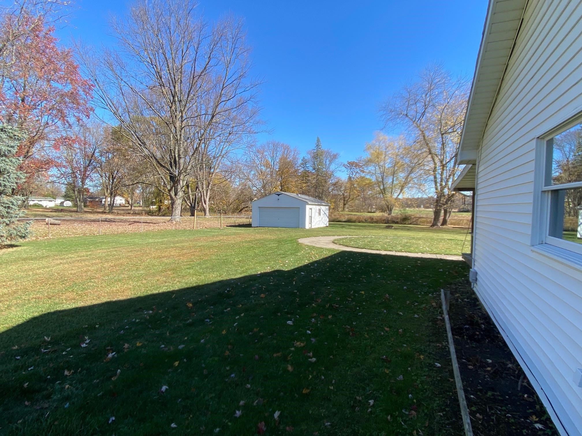 3433 Ines Durand, MI 48429 - Photo 2 of 36