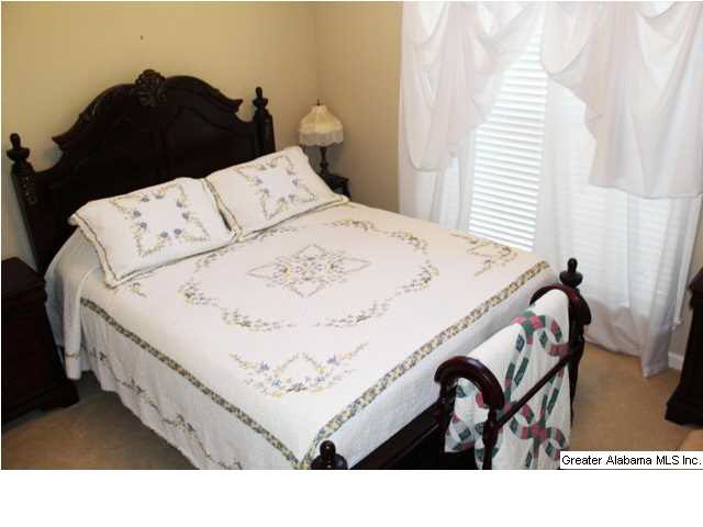 133 Spring Street Calera, AL 35040 - Photo 11 of 32
