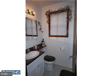 458 Kent Road Springfield, PA 19064 - Photo 11 of 12 Bathroom