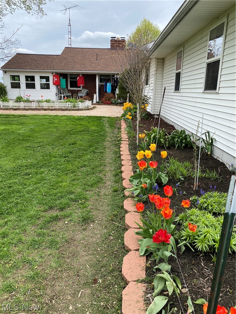 24093 Georgetown Road Homeworth, OH 44634 - Photo 28 of 35 Flower bed.