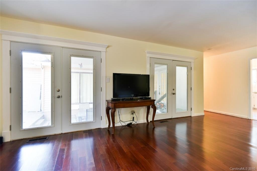 4091 Windward Drive, Unit 91 Tega Cay, SC 29708 - Photo 8 of 22 Gallery Image 8