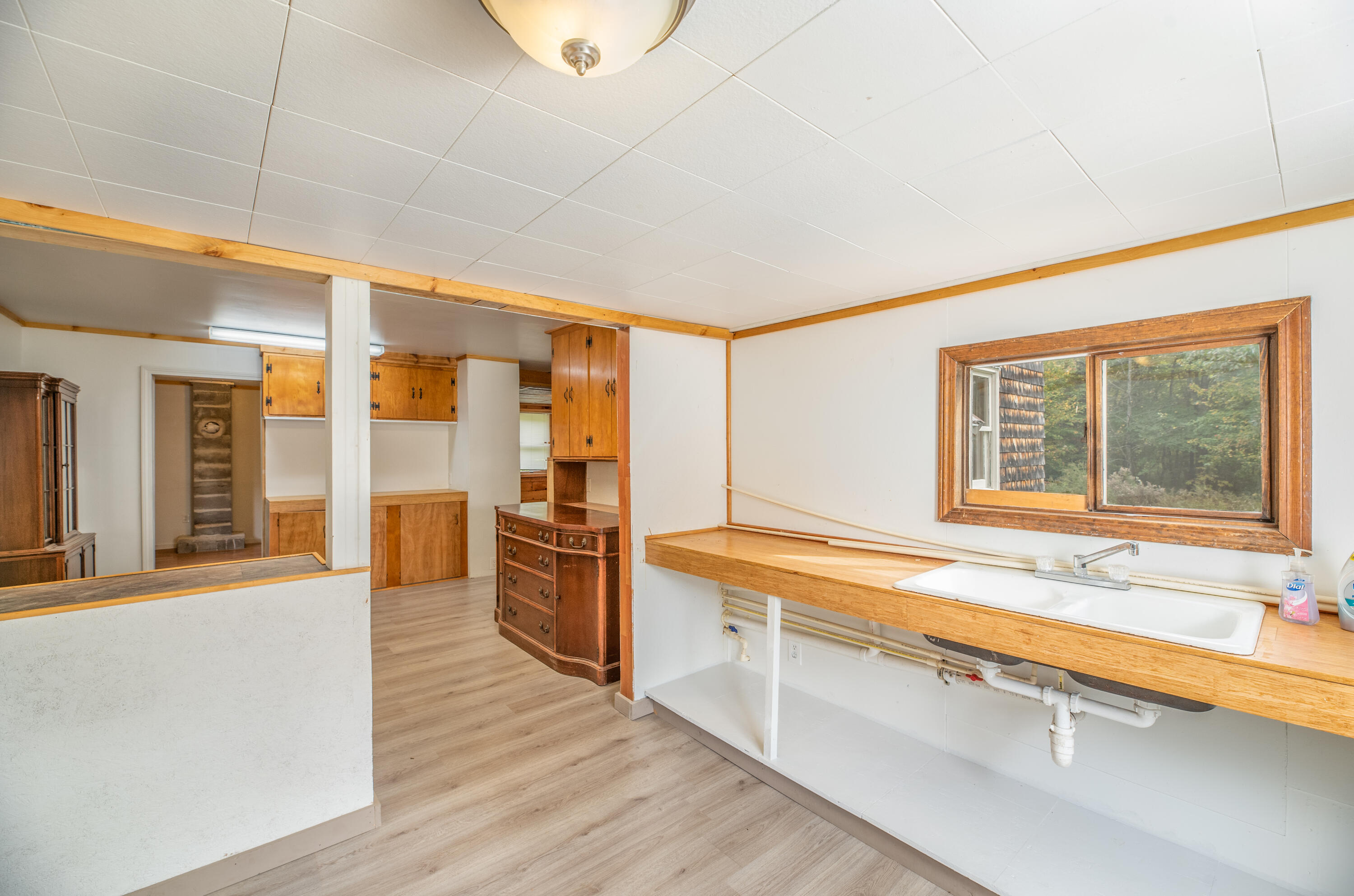 142 Fitch Road Washington, ME 04574 - Photo 16 of 36 Interior4