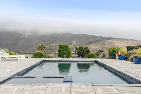 $7,999,000 | 36 Starbuck Drive, Muir Beach, CA 94965