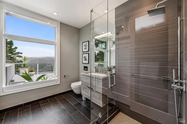 $7,999,000 | 36 Starbuck Drive, Muir Beach, CA 94965