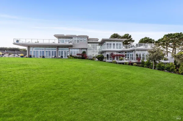 $7,999,000 | 36 Starbuck Drive, Muir Beach, CA 94965