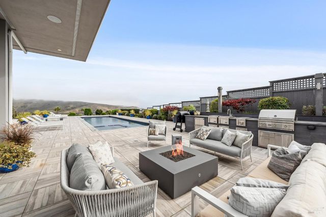 $7,500,000 | 36 Starbuck Drive, Muir Beach, CA 94965