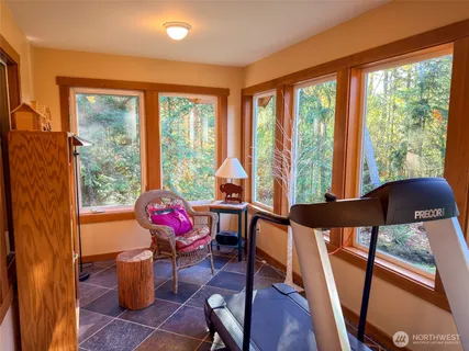 $714,999 | 140 Gybe Ho Road, Nordland, WA 98358