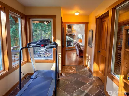 $714,999 | 140 Gybe Ho Road, Nordland, WA 98358